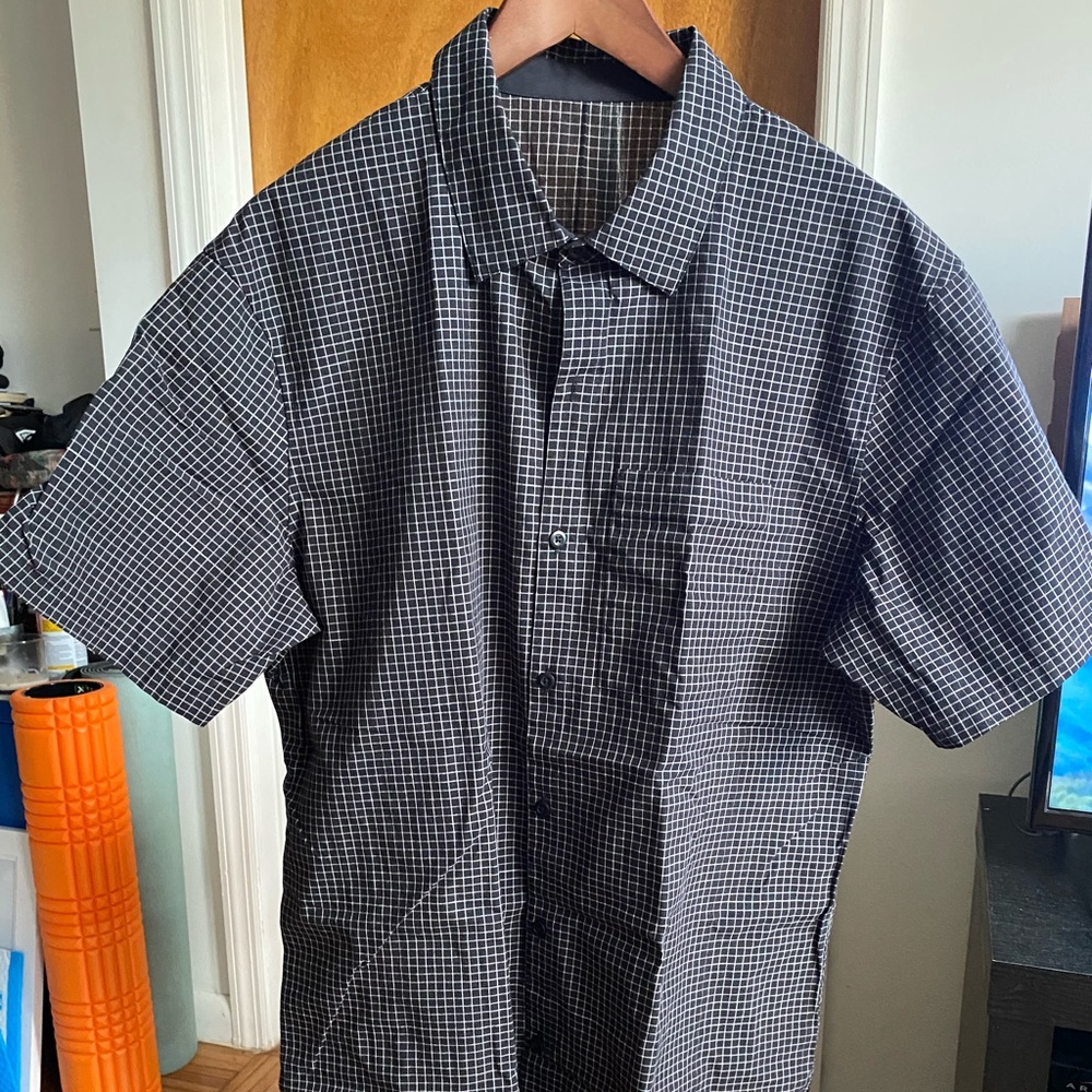 Lululemon Grid Tech Short Sleeve